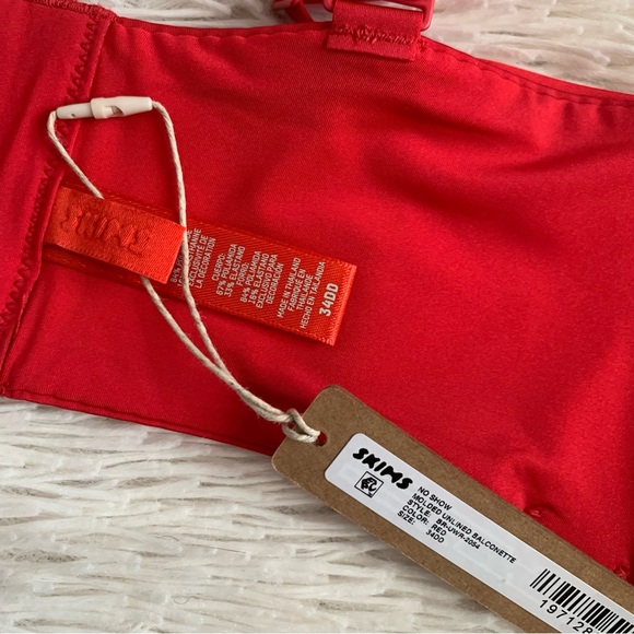 SKIMS No Show Molded Unlined Sheer Red Balconette Bra •NWT - Picture 6 of 6